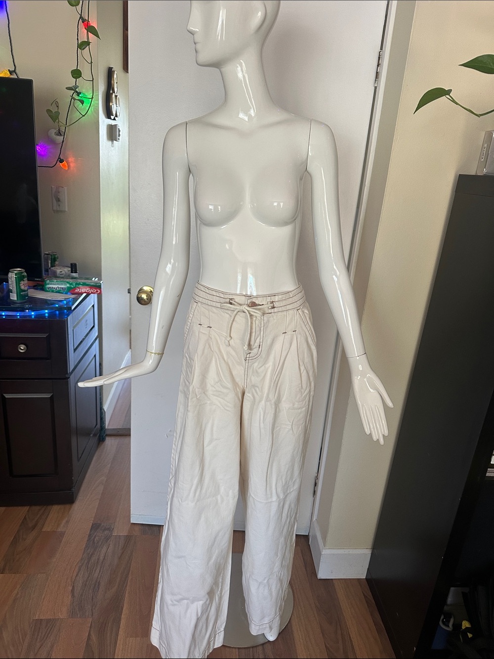 Women's Wide-Leg Cream Drawstring Pants